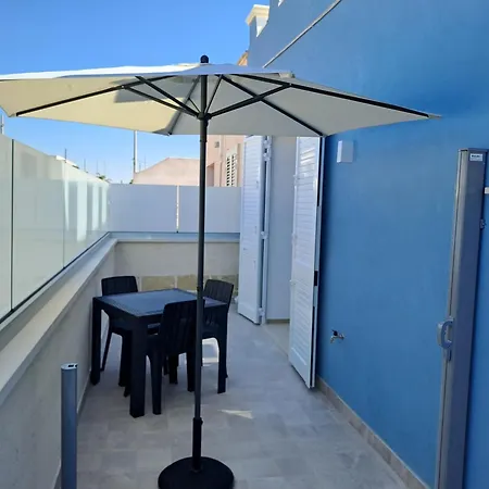 Guest House Trepuzzi Torre Lapillo Exterior photo