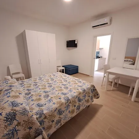 Guest House Trepuzzi Torre Lapillo Exterior photo