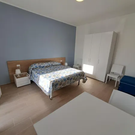 Guest House Trepuzzi Torre Lapillo Exterior photo